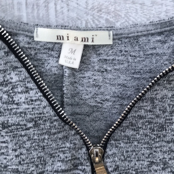 Francesca’s size medium - Picture 2 of 5